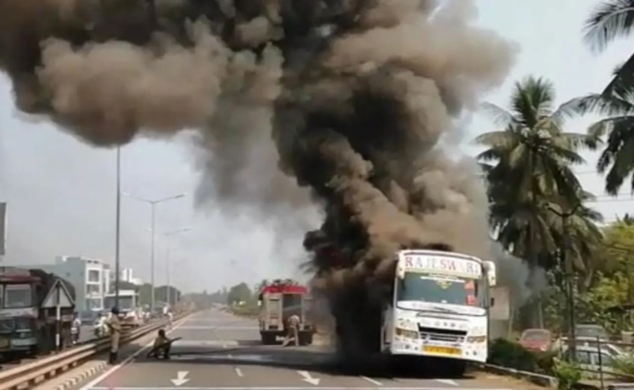 ୩୨ ଓଡ଼ିଆ ଶ୍ରମିକଙ୍କୁ ନେଇ ଯାଉଥିବା ବସ୍ ଜଳିଗଲା