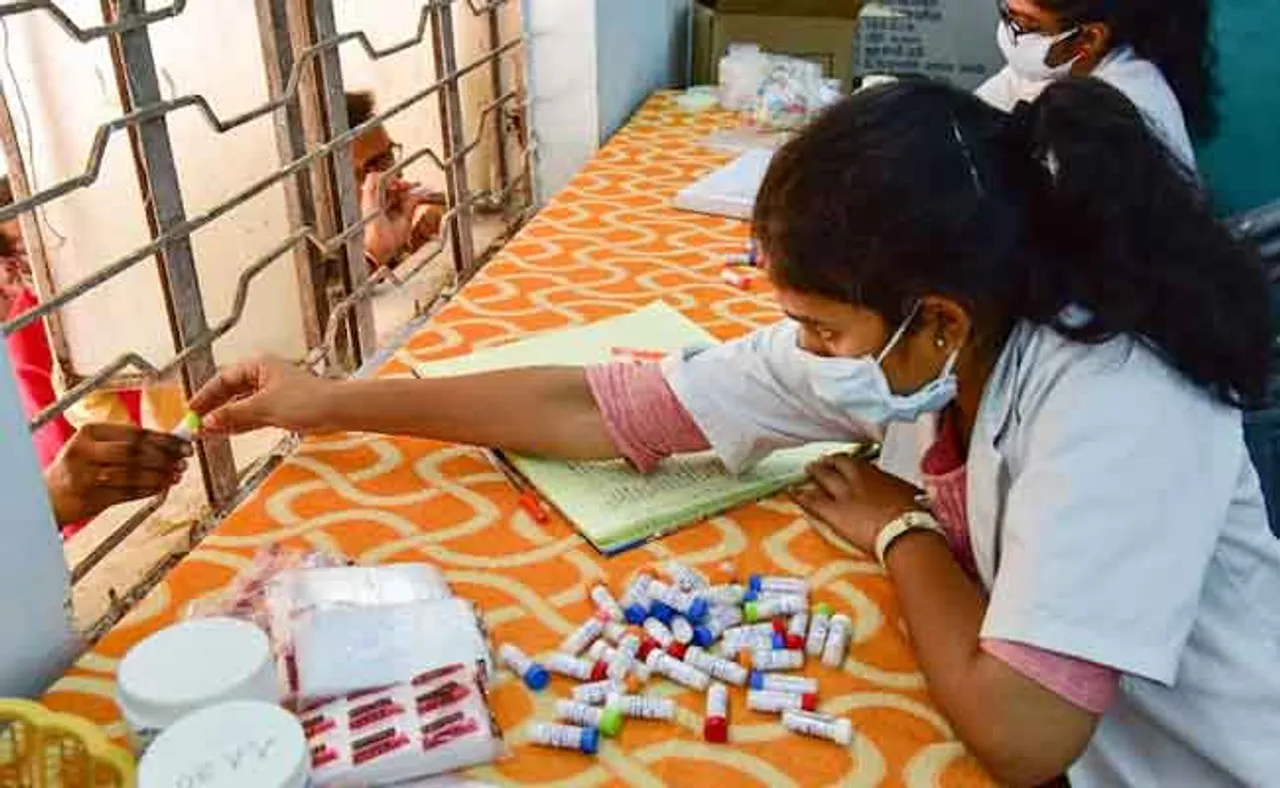 ହୋମିଓପାଥିକ, ଆୟୁର୍ବେଦିକ ଡାକ୍ତରଙ୍କୁ ମିଳୁନି କରୋନା ଟିକା!