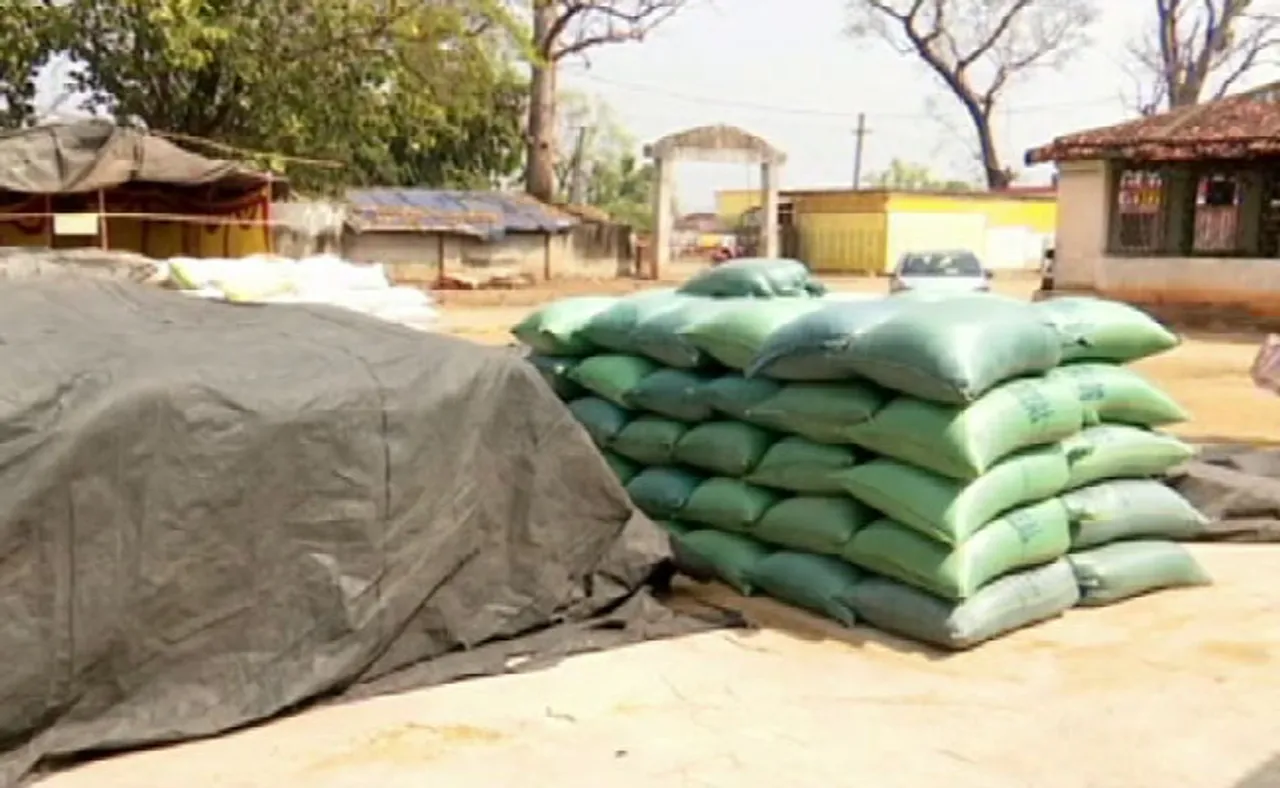 ଧାନ ମଣ୍ଡିରେ ମହାଘୋଟାଲା