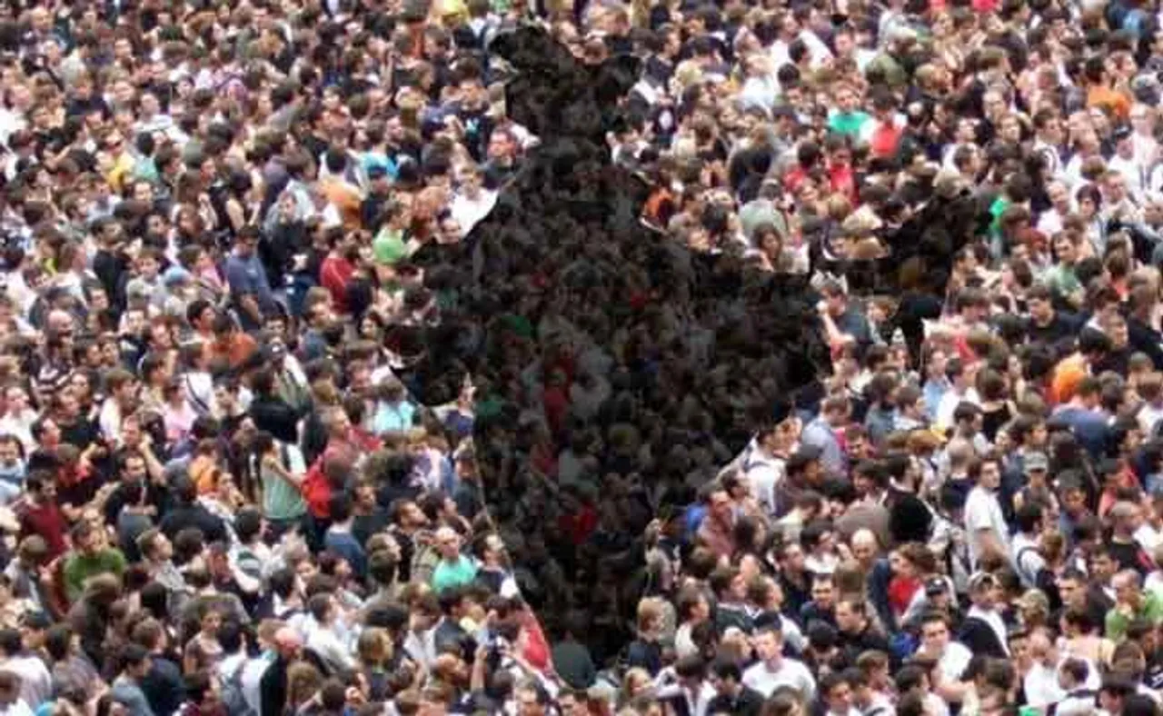 ମୋଟା ସମ୍ବିଧାନ, ଛୋଟା ଗଣତନ୍ତ୍ର!