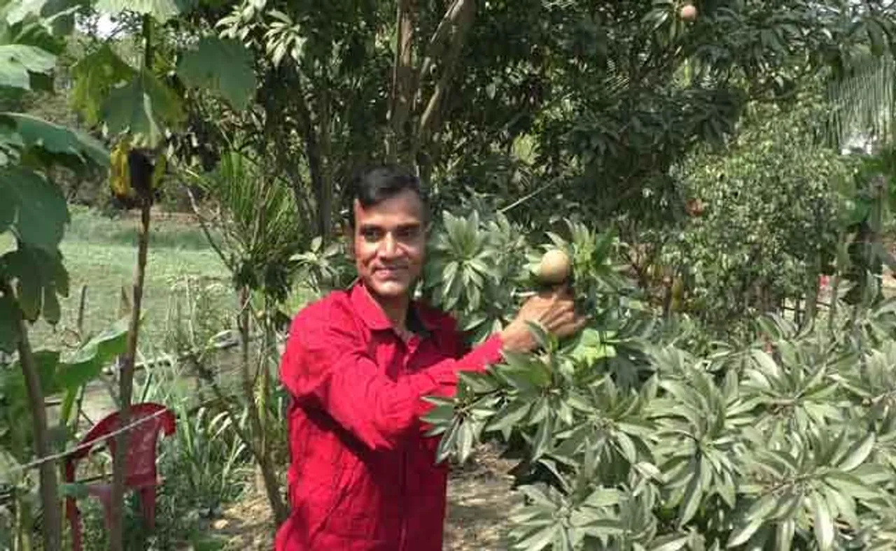 ଗାର୍ଡ଼େନ ପ୍ରେମରେ ଗୋବର୍ଦ୍ଧନ, ୱାର୍ଲଡ ବ୍ୟାଙ୍କ ଚାକିରି ଛାଡ଼ି କମାଉଛନ୍ତି ଲକ୍ଷାଧିକ ଟଙ୍କା