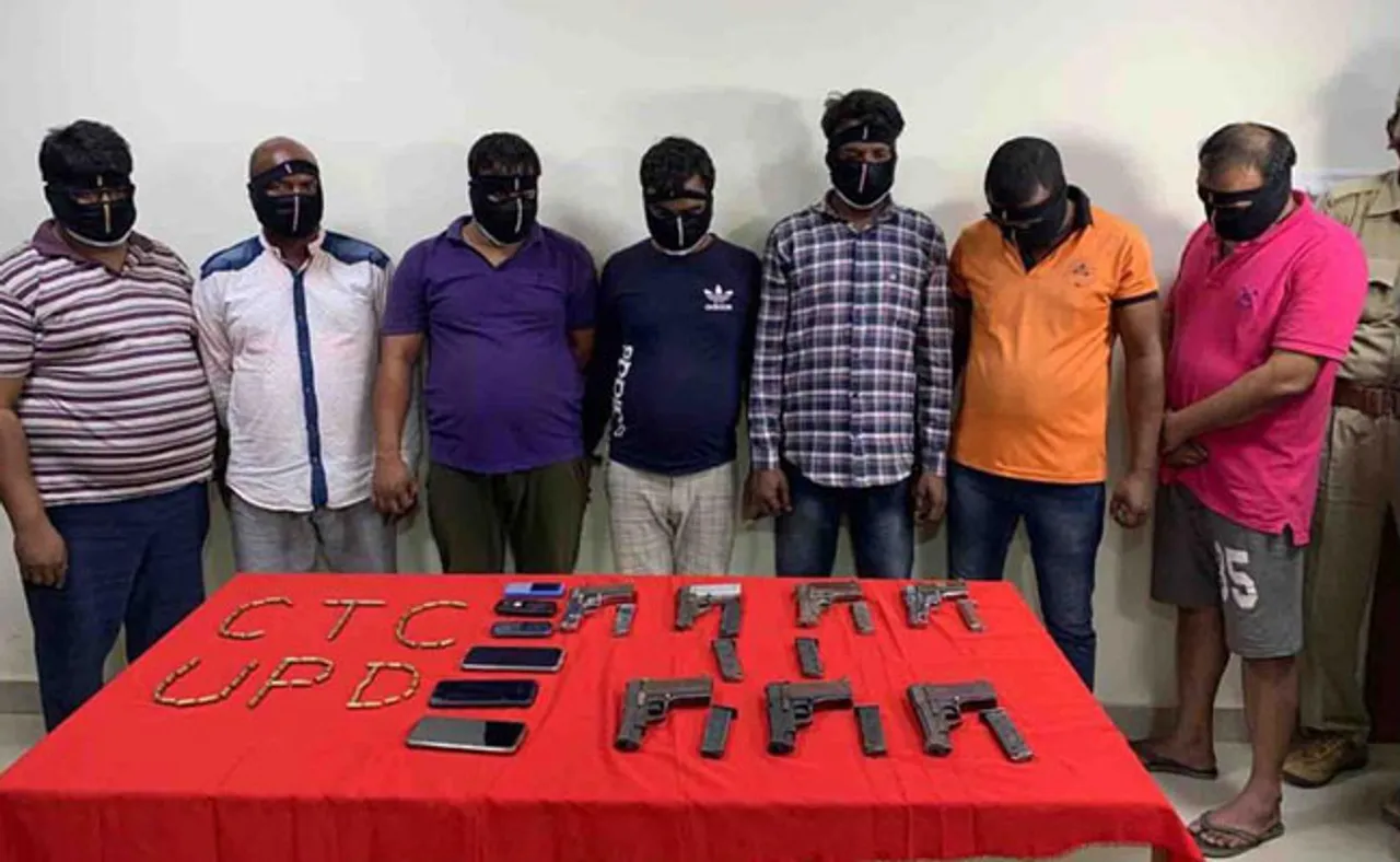 ୭ ବନ୍ଧୁକ ଓ ୬୫ ରାଉଣ୍ଡ ଗୁଳି ସହ ୭ ଗିରଫ