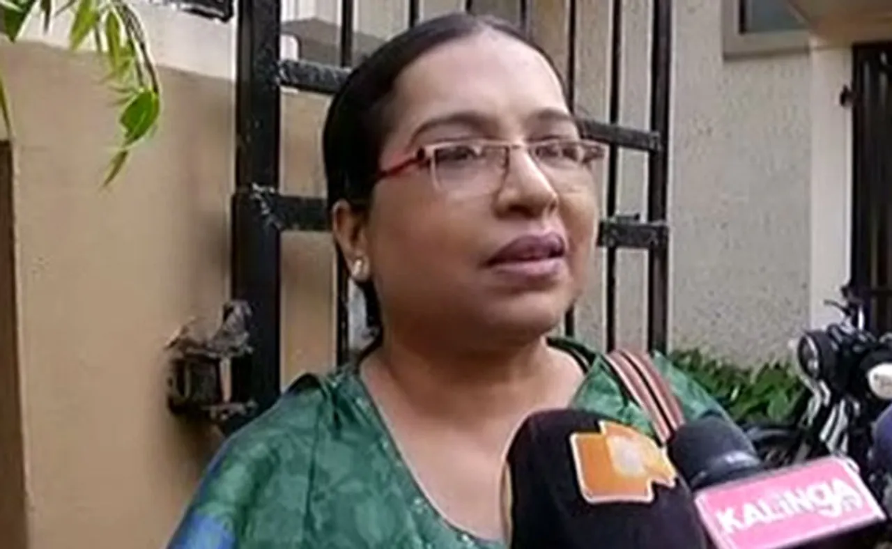 ‘ମୋର ଆର୍ଥିକ ସ୍ଥିତି ଭଲ ନାହିଁ, ହାଇକୋର୍ଟ ମୋ ପାଇଁ ଓକିଲ ନିଯୁକ୍ତ କରନ୍ତୁ’