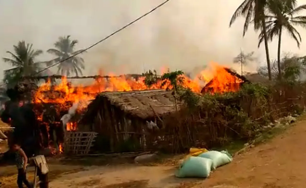 ଭୟଙ୍କର ଅଗ୍ନିକାଣ୍ଡ, ଜଳିଗଲା ୧୮ ବଖରା