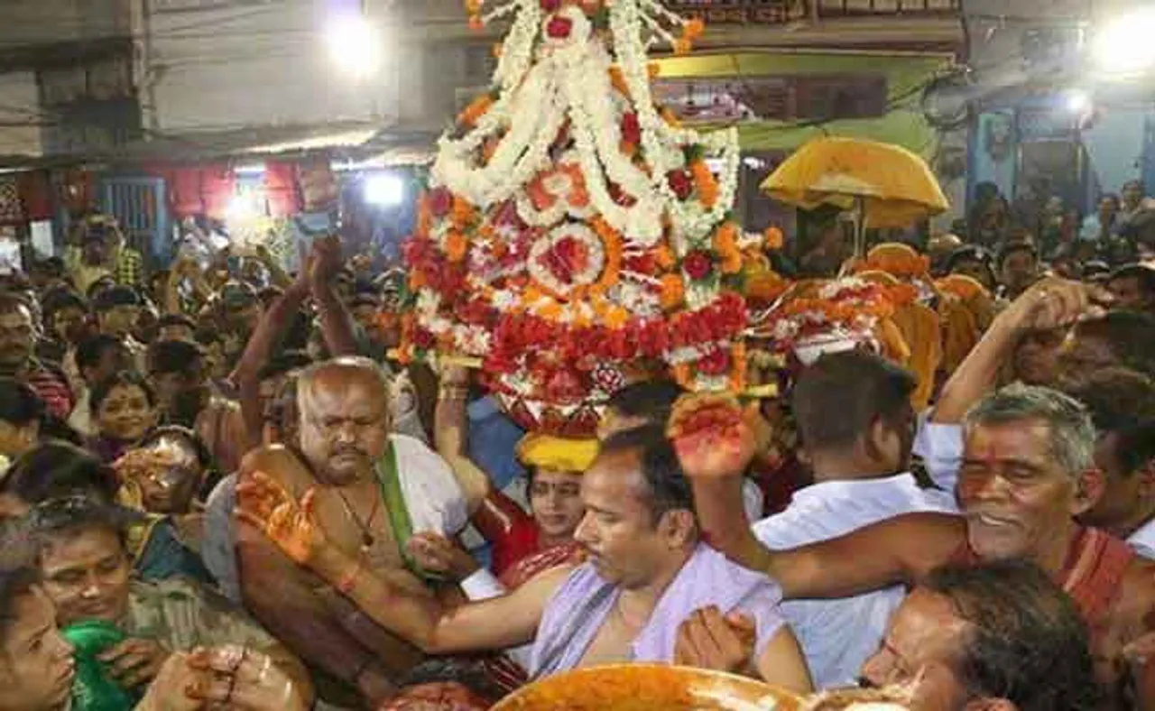 ‘ଯାତ୍ରା ହେଉ, ବନ୍ଧୁ ବାନ୍ଧବଙ୍କୁ ଡାକନି’