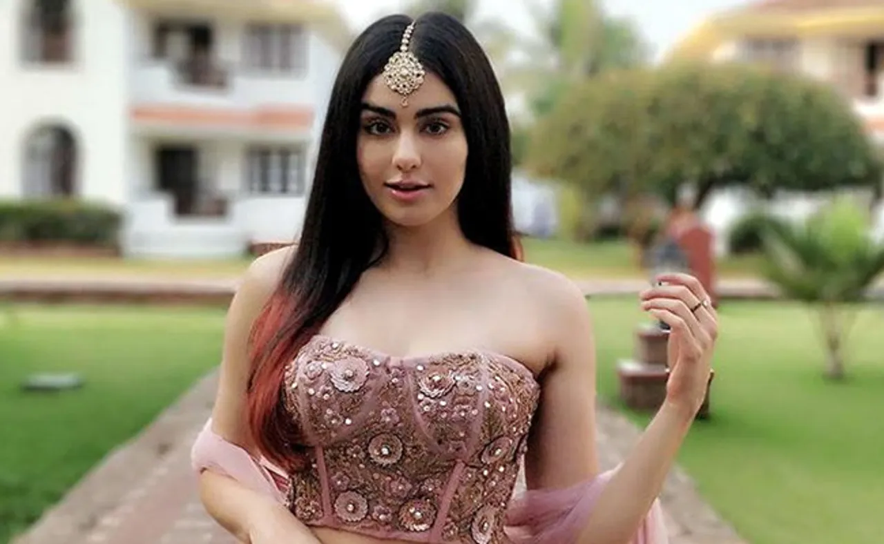 ‘କମାଣ୍ଡୋ ଗାର୍ଲ'ଙ୍କ କ୍ଲାସିକାଲ ଲୁକ୍‌, ଡ୍ୟାନ୍ସ ଭିଡିଓ ଭାଇରାଲ 