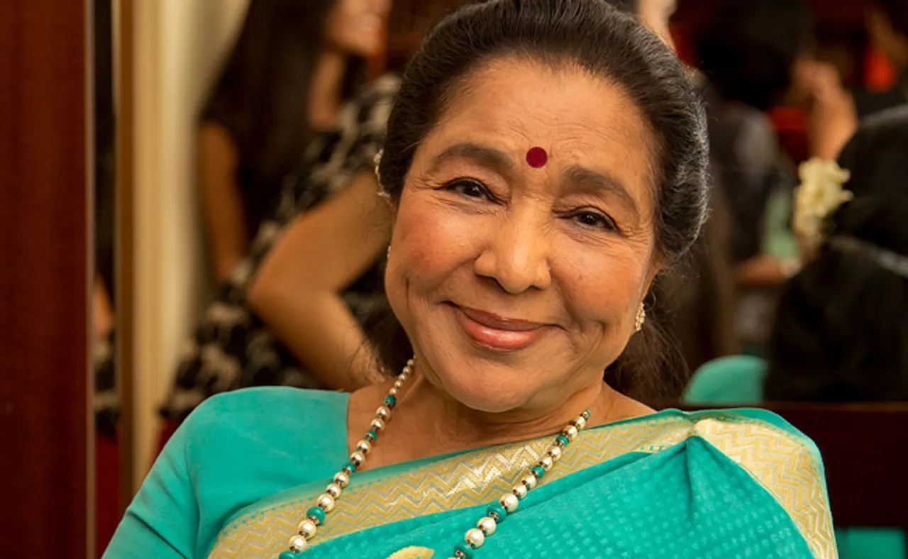 ହ୍ରିତିକ୍‌ଙ୍କ ଗୀତରେ ଧୁମ୍‌ ନାଚିଲେ ଆଶା, ଭିଡିଓ ଭାଇରାଲ