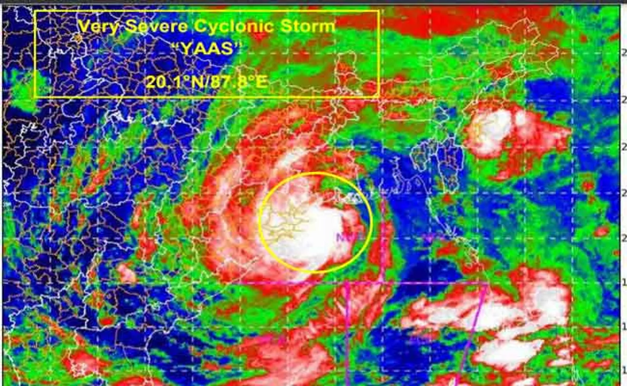 ସମୁଦ୍ର ଭିତରେ ଶକ୍ତି ସଞ୍ଚୟ କରୁଛି ୟାସ, ଧାମରାଠାରୁ ୧୧୦ କିମି ଦୂରରେ ବାତ୍ୟା