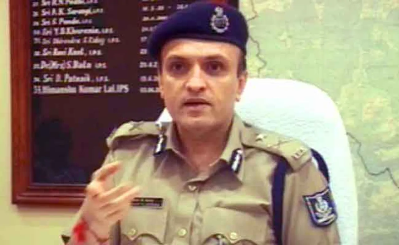 କରୋନା କାଳରେ ନକଲି ଔଷଧ ବିକି ବନ୍ଧା ହେଲେ ୩