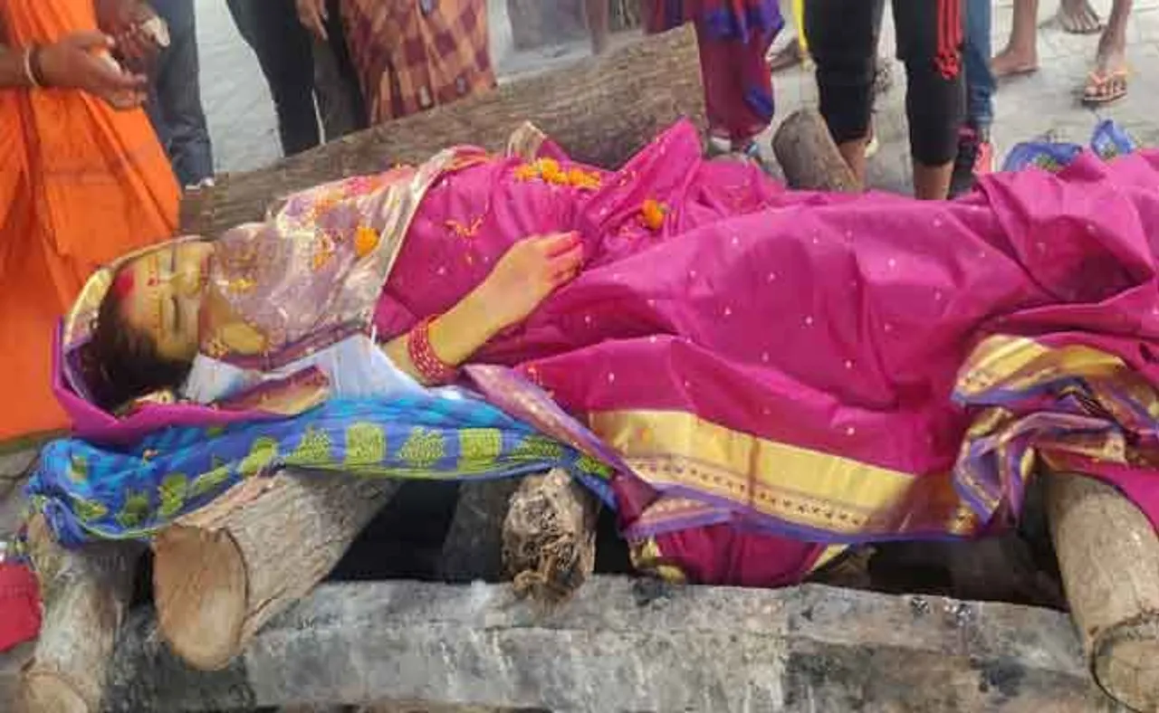 ବଧୂ ବେଶରେ ବିଦାୟ ନେଲେ ତପୁ ମିଶ୍ର...