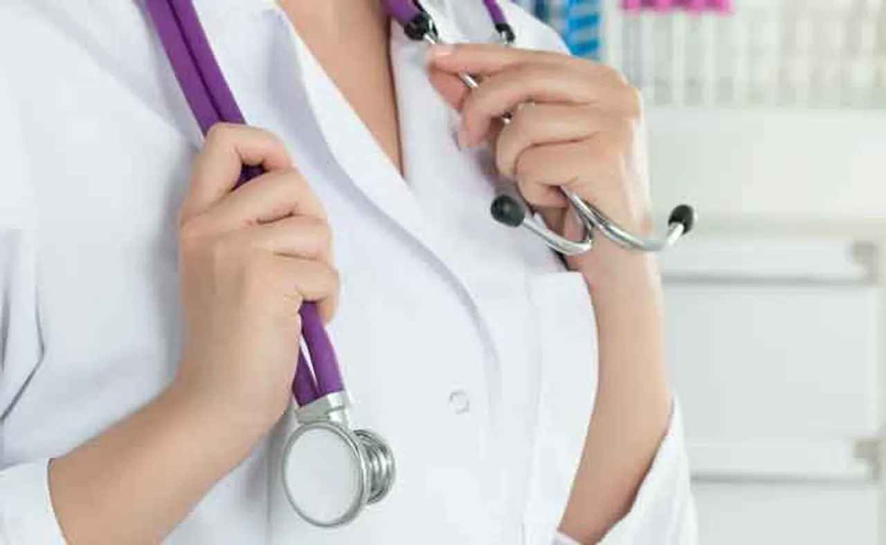 ଖାଦ୍ୟ ପାର୍ସଲ ଦେବାକୁ ଯାଇ ମହିଳା ଡାକ୍ତରଙ୍କୁ ବଳାତ୍କାର