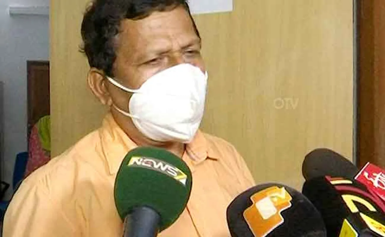 କୁବେର ପିଏସ୍‌ଙ୍କ ପାଖରୁ ଏଯାଏ ମିଳିଲାଣି ୩ କୋଟିରୁ ଊର୍ଦ୍ଧ୍ୱ ସମ୍ପତ୍ତି