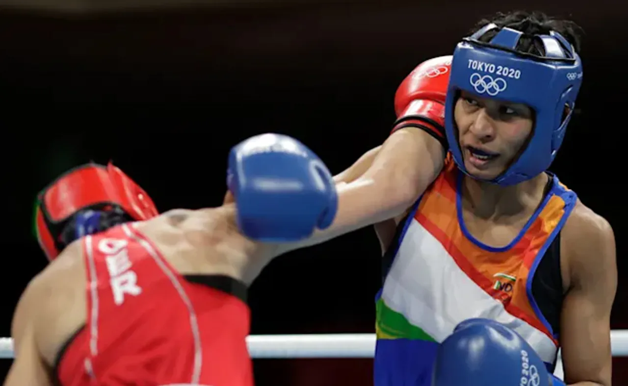 ପଦକରୁ ପାଦେ ଦୂରରେ ଲଭଲିନା