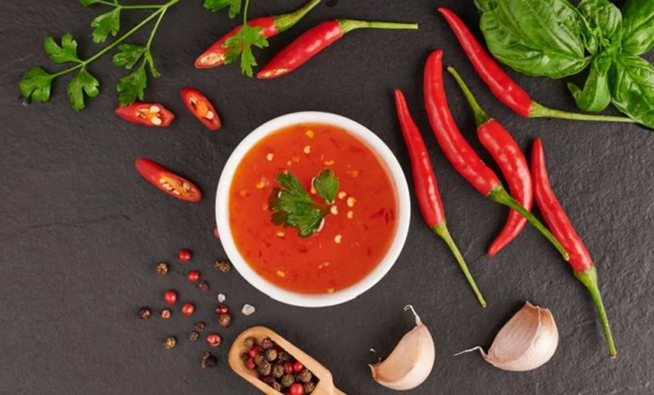 ଖାଦ୍ୟରେ ଅଧିକ ଲଙ୍କା ପଡ଼ି ଯାଇଥିଲେ କ’ଣ କରିବେ?