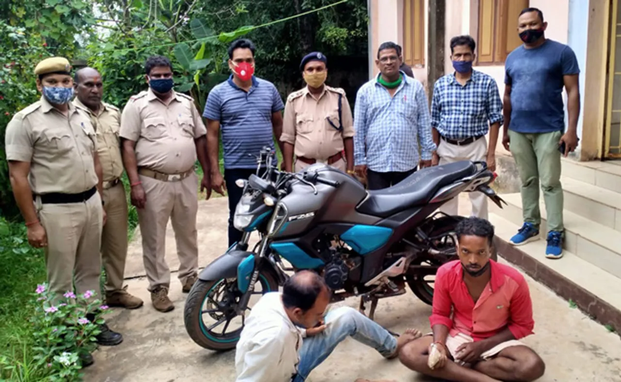 ବ୍ରାଉନ୍ ସୁଗର ଚାଲାଣ ବେଳେ ଅବକାରୀ ବିଭାଗର ଚଢ଼ାଉ, ୨ ଗିରଫ