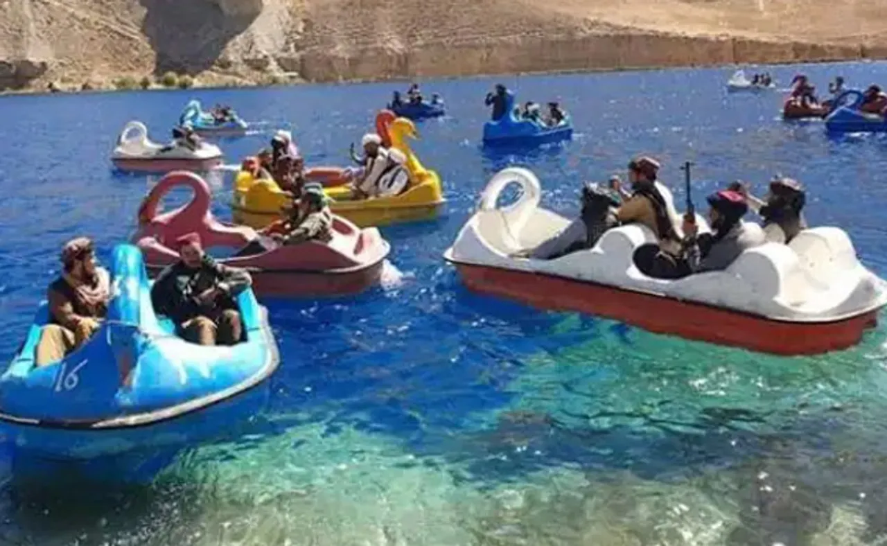 ରକେଟ୍‌ ଲଞ୍ଚର ଧରି ବୋଟିଂ କରୁଛନ୍ତି ତାଲିବାନୀ