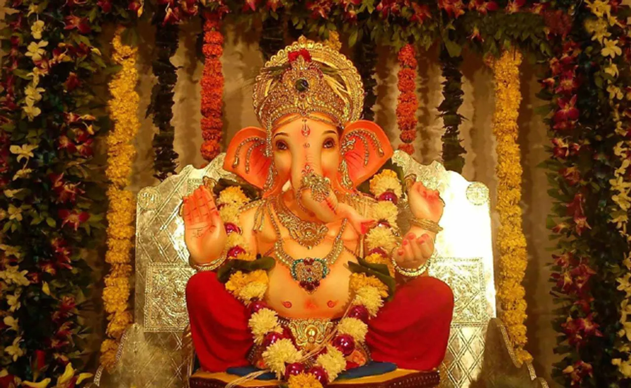 ଝିଅକୁ ବିବାହ ସମୟରେ ଦେଉଛନ୍ତି କି ଗଣେଶଙ୍କ ପ୍ରତିମୂର୍ତ୍ତି? ଜାଣନ୍ତୁ କ’ଣ ରହିବ ଏହାର ପ୍ରଭାବ