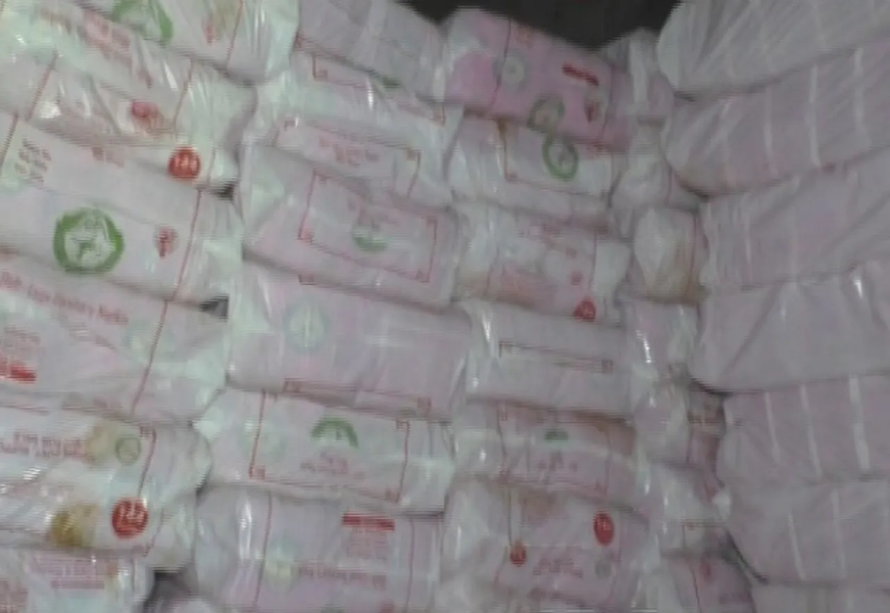 ‘ଖୁସି’ ବାଟବଣା: ଗୋଦାମରେ ପଡ଼ିରହିଛି ସାନିଟାରୀ ନାପ୍‌କିନ୍