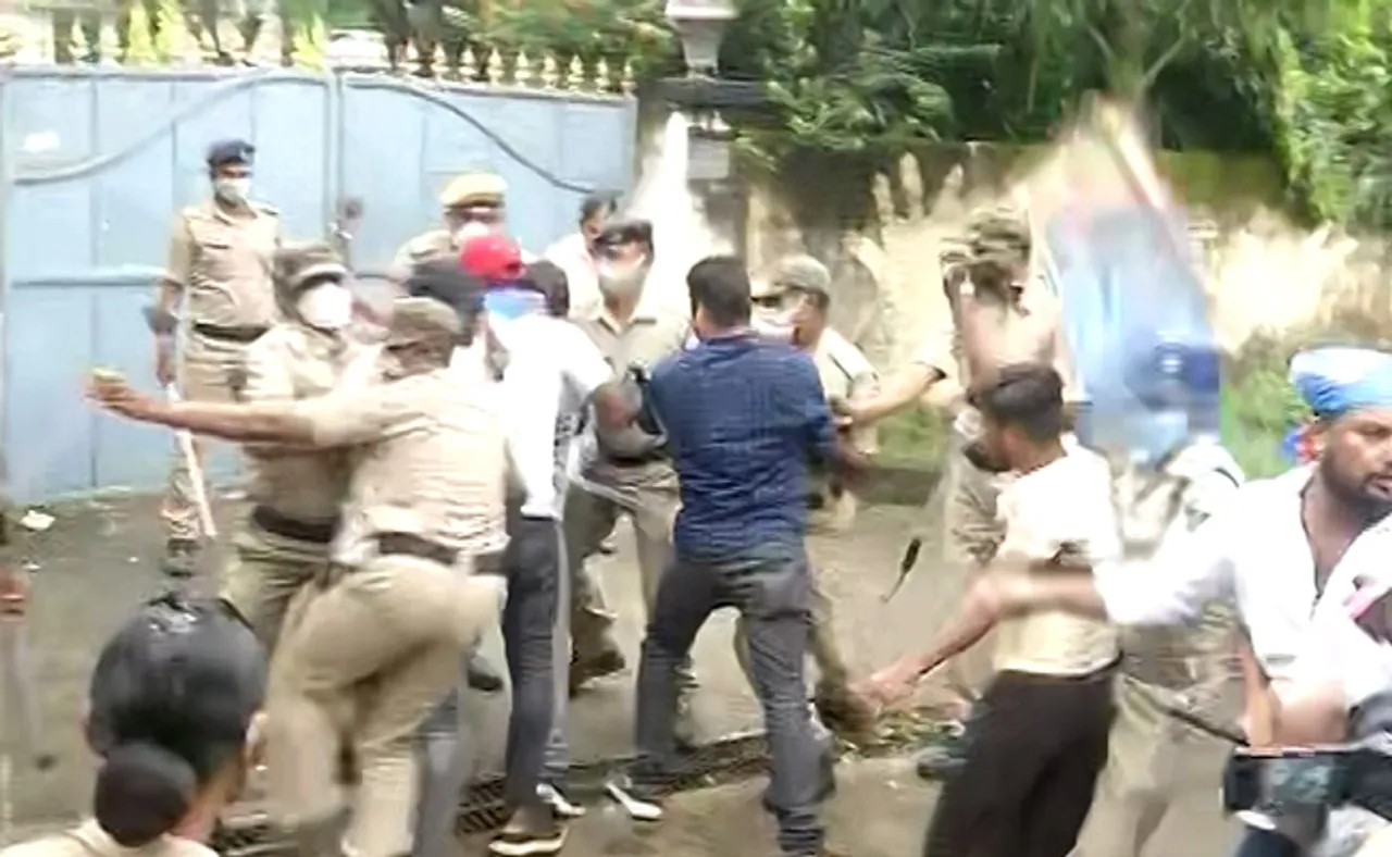 ଗୃହ ରାଷ୍ଟ୍ରମନ୍ତ୍ରୀଙ୍କ ଘର ଉପରକୁ ଅଣ୍ଡା ଫିଙ୍ଗିଲା ଛାତ୍ର କଂଗ୍ରେସ