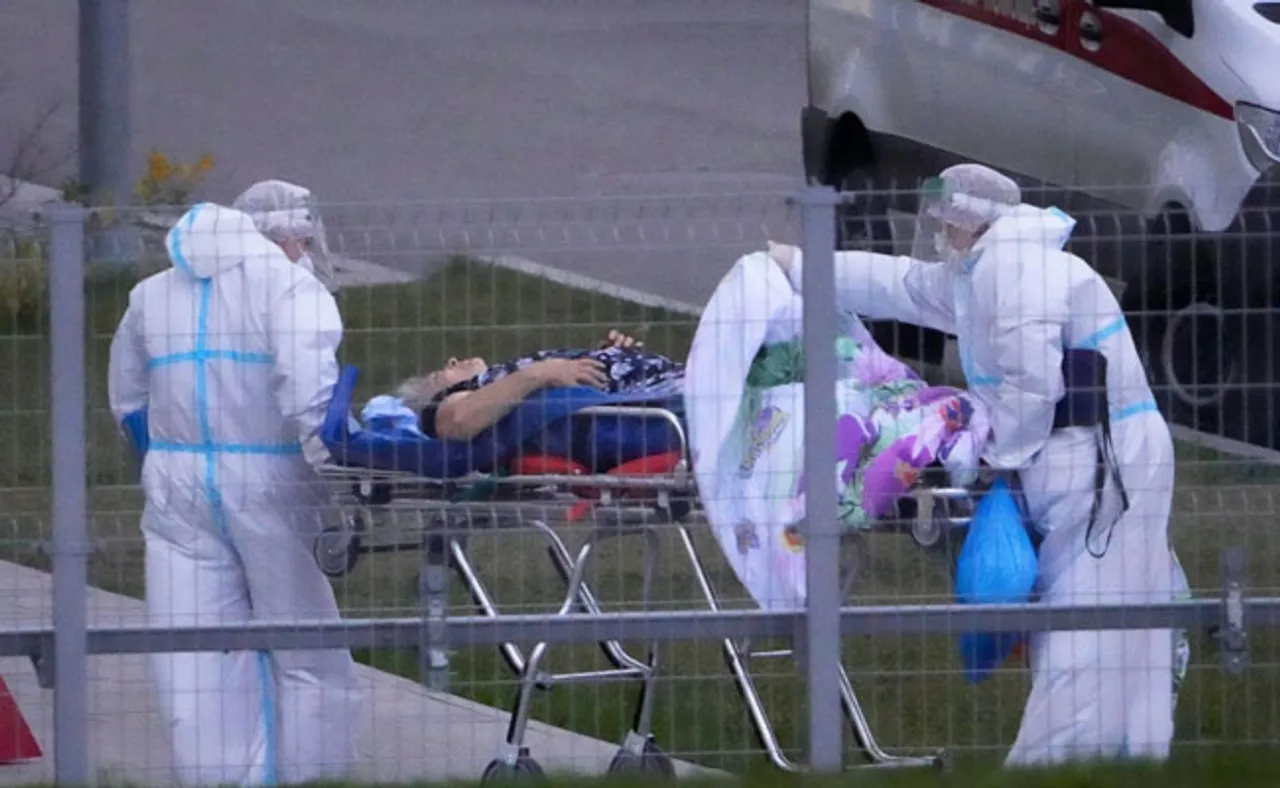 ପ୍ରଥମ ଟିକା ବାହାର କରିଥିବା ଦେଶରେ କରୋନା କହର, ଦିନକରେ ୧୦୦୦ରୁ ଅଧିକ ମୃତ