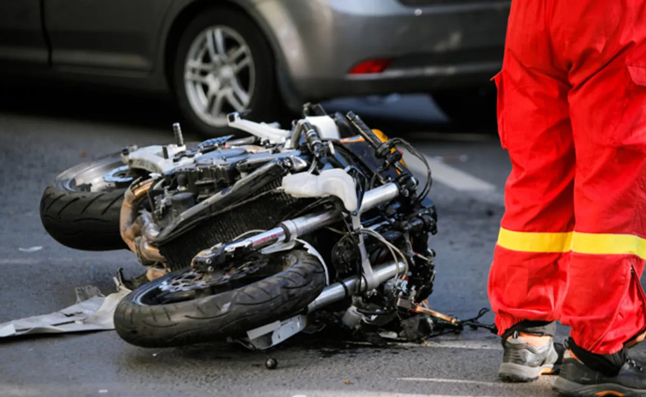 ଦୁଇ ବାଇକ୍ ମୁହାଁମୁହିଁ ଧକ୍କା