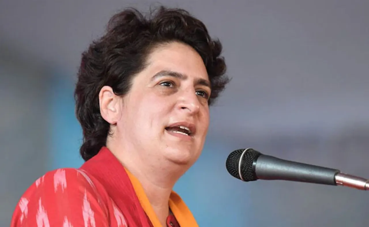 ଆମେ ଜିତିଲେ ଛାତ୍ରୀଙ୍କୁ ସ୍ମାର୍ଟଫୋନ୍‌ ଓ ସ୍କୁଟି ଦିଆଯିବ: ପ୍ରିୟଙ୍କା ଗାନ୍ଧି