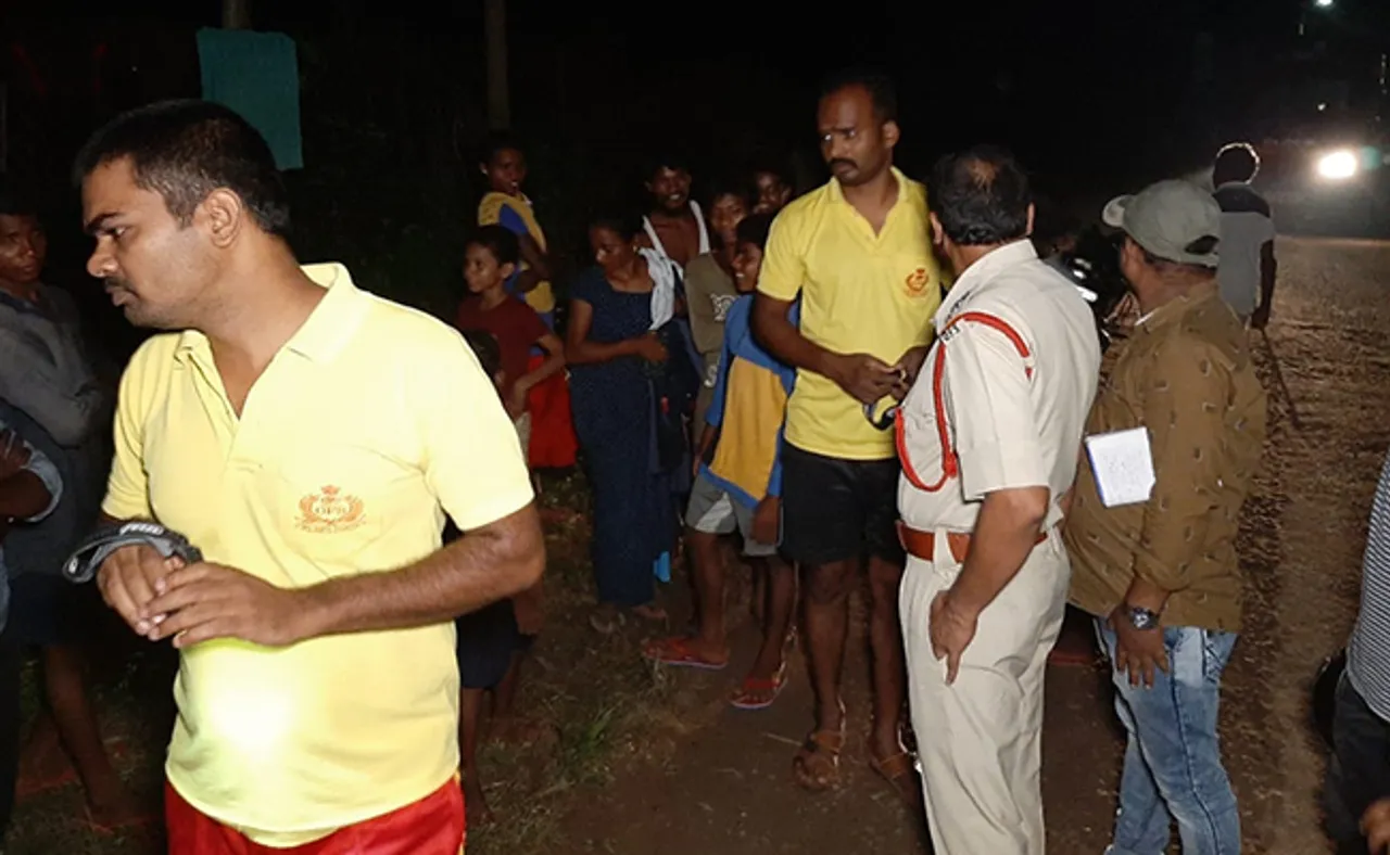 ବାପାକୁ ବଞ୍ଚାଇବାକୁ ଯାଇ ପୁଅ ବି ଭାସିଗଲା