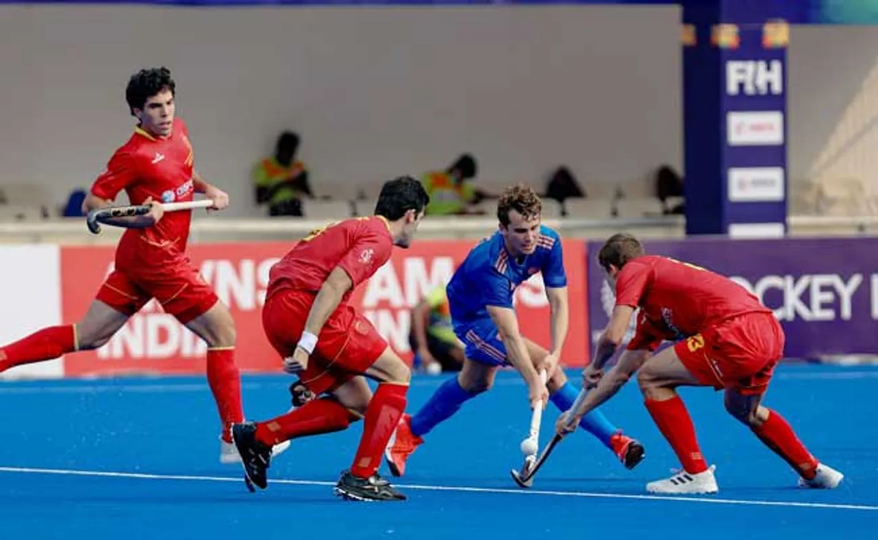 ସ୍ପେନକୁ ହରାଇଲା ହଲାଣ୍ଡ