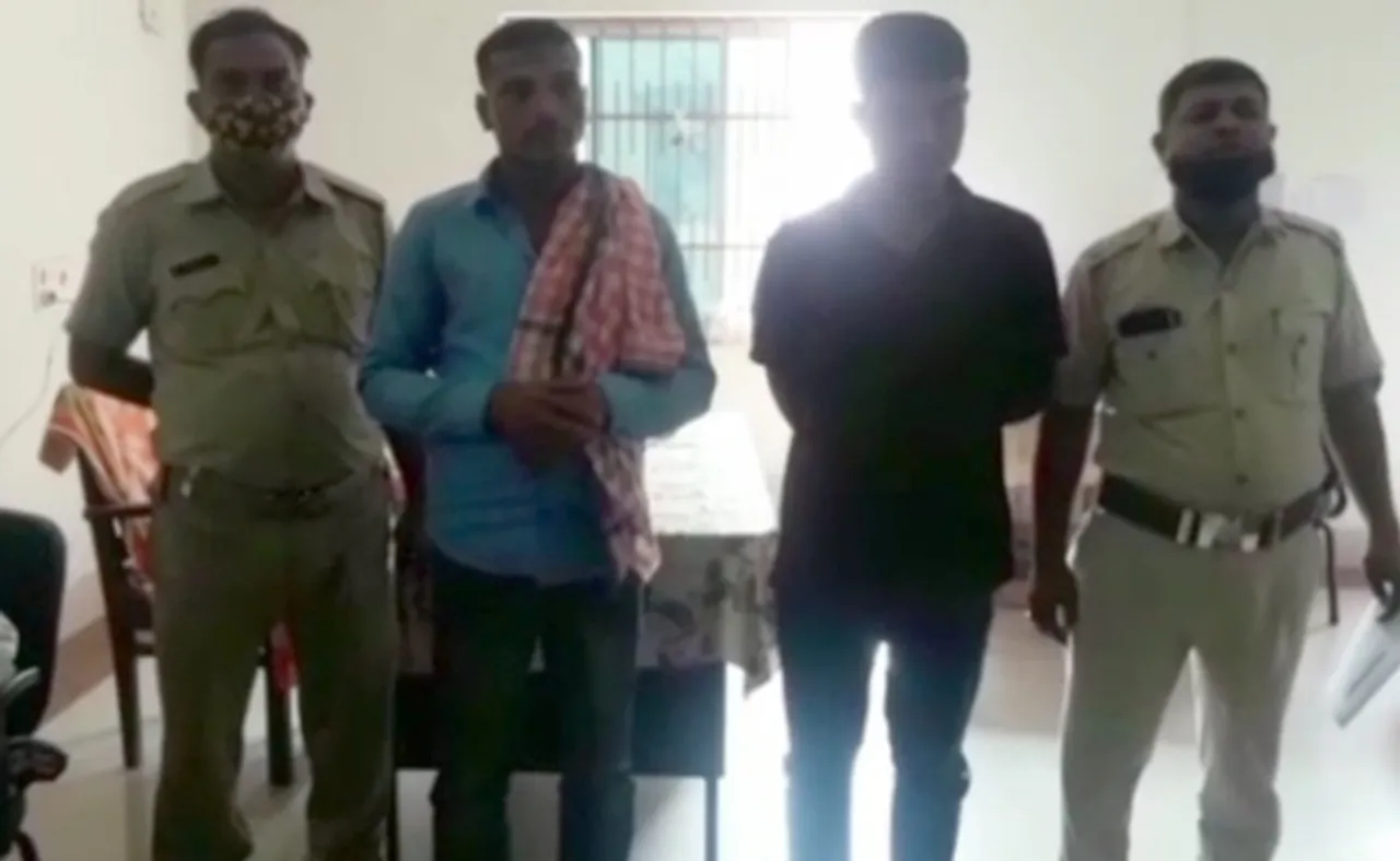 ଚାକିରି ଦେବା ନାଁରେ ଲୁଟୁଥିଲେ, ଧରା ପକାଇଦେଲା ଚେକ୍ ବାଉନ୍ସ