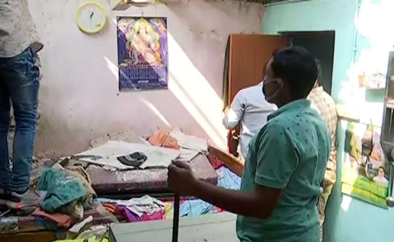 ଚେଙ୍ଗ ପରେ ସଞ୍ଜୟ ଘରକୁ ଟାର୍ଗେଟ କଲା ପୁଲିସ୍‌, ଖୋଳତାଡ଼ ପରେ ମାରଣାସ୍ତ୍ର ପାଇଲା