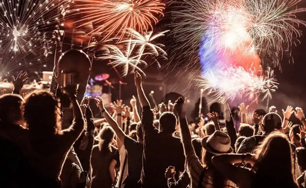 ଫିକା ଫିକା ନୂଆ ବର୍ଷ, ଜିରୋ ନାଇଟ୍ ସେଲିବ୍ରେସନ୍ ମନା