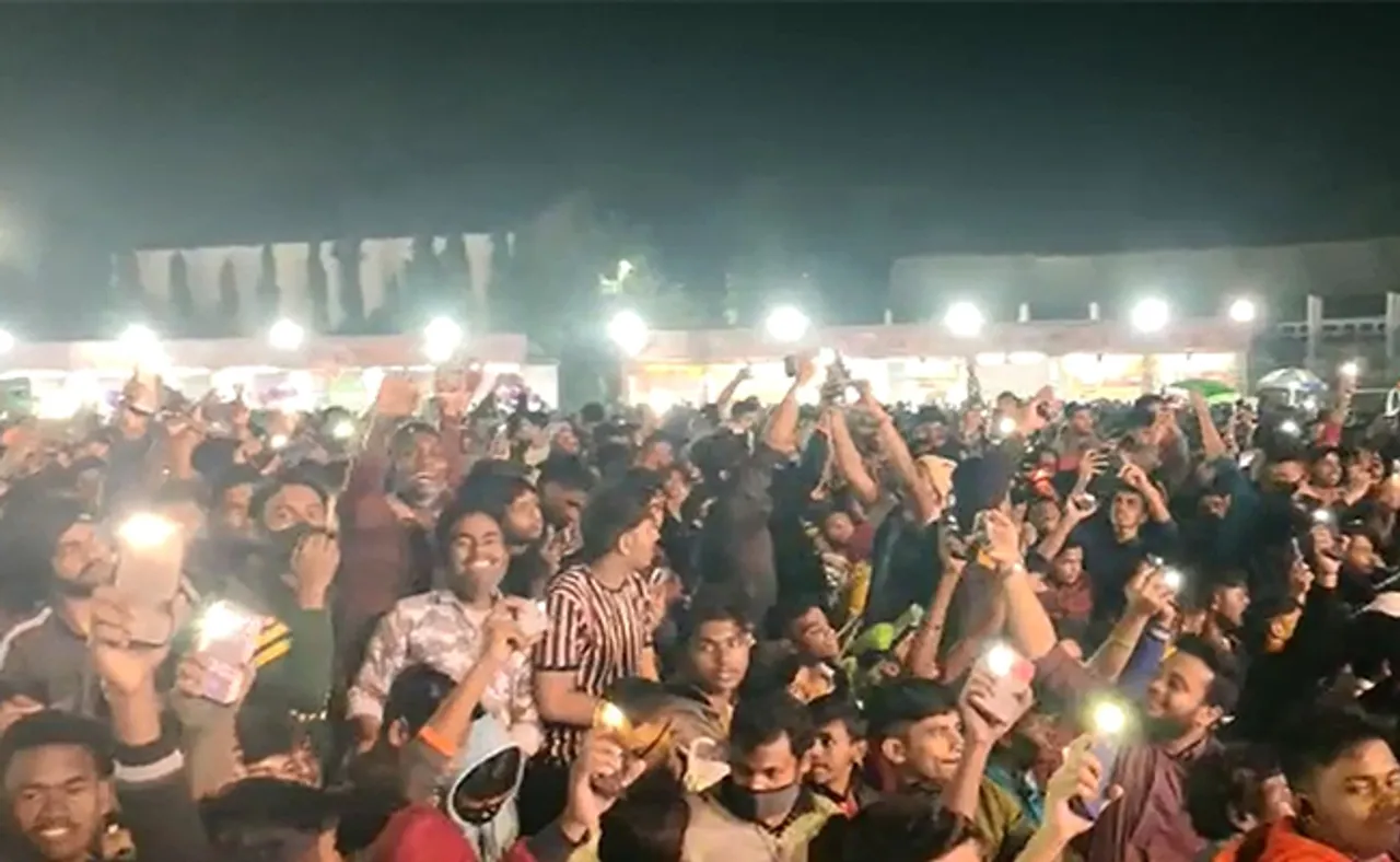 କରୋନା କଟକଣାକୁ ଫୁ, ନାଚଗୀତରେ ମସଗୁଲ ବ୍ରହ୍ମପୁର ବାସୀ