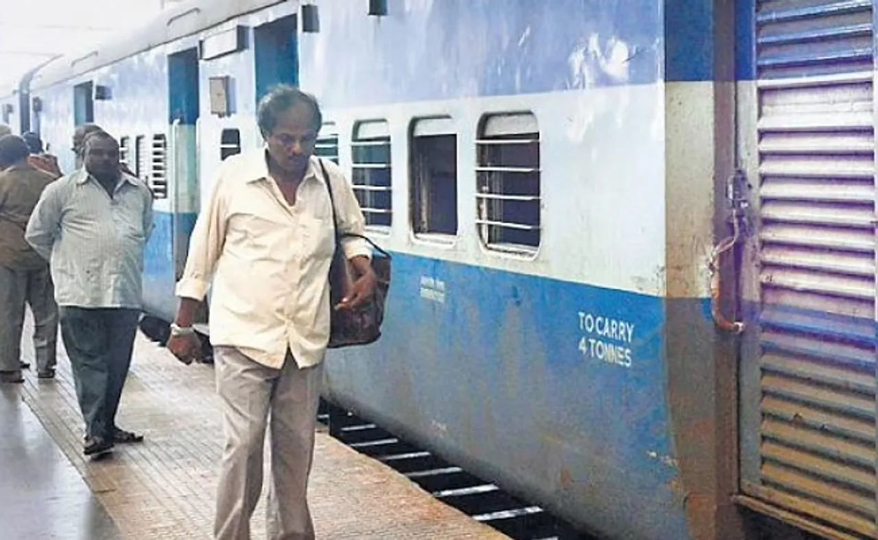 ରେଳ ଟିକେଟରେ ମିଳୁଥିବା ରିହାତି ସମ୍ପର୍କରେ ବଡ଼ ସୂଚନା ଦେଲେ ଅଶ୍ୱିନୀ ବୈଷ୍ଣବ