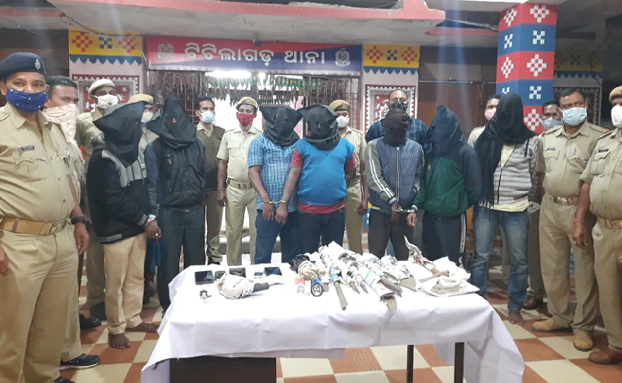 ୭ ଡକାୟତ ଗିରଫ, ମାରଣାସ୍ତ୍ର ସହ ବୋଲେରୋ ଜବତ