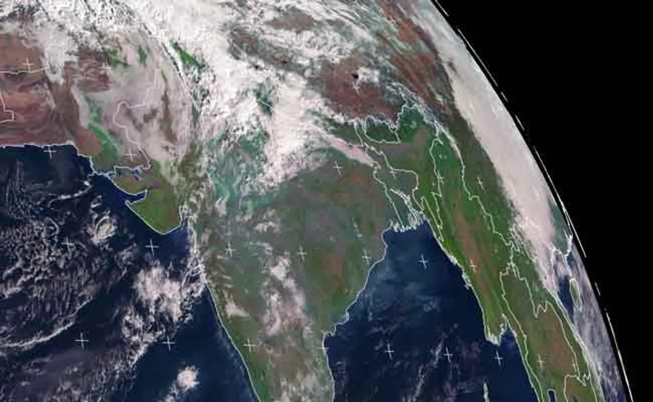 ଚାରିଦିନ ଧରି ଏହି ସବୁ ଜିଲ୍ଲାରେ ବର୍ଷିବ!