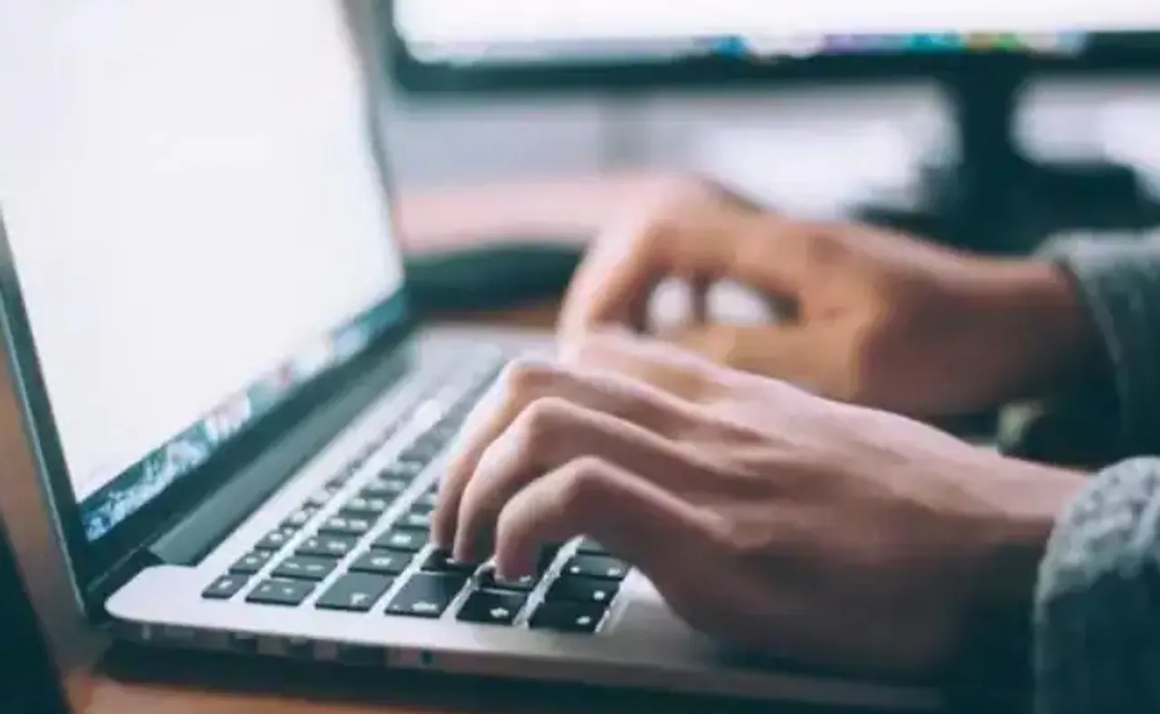 ସୂଚନା ପାଇଁ ଅନ୍-ଲାଇନ୍ ଆବେଦନ ବ୍ୟବସ୍ଥା