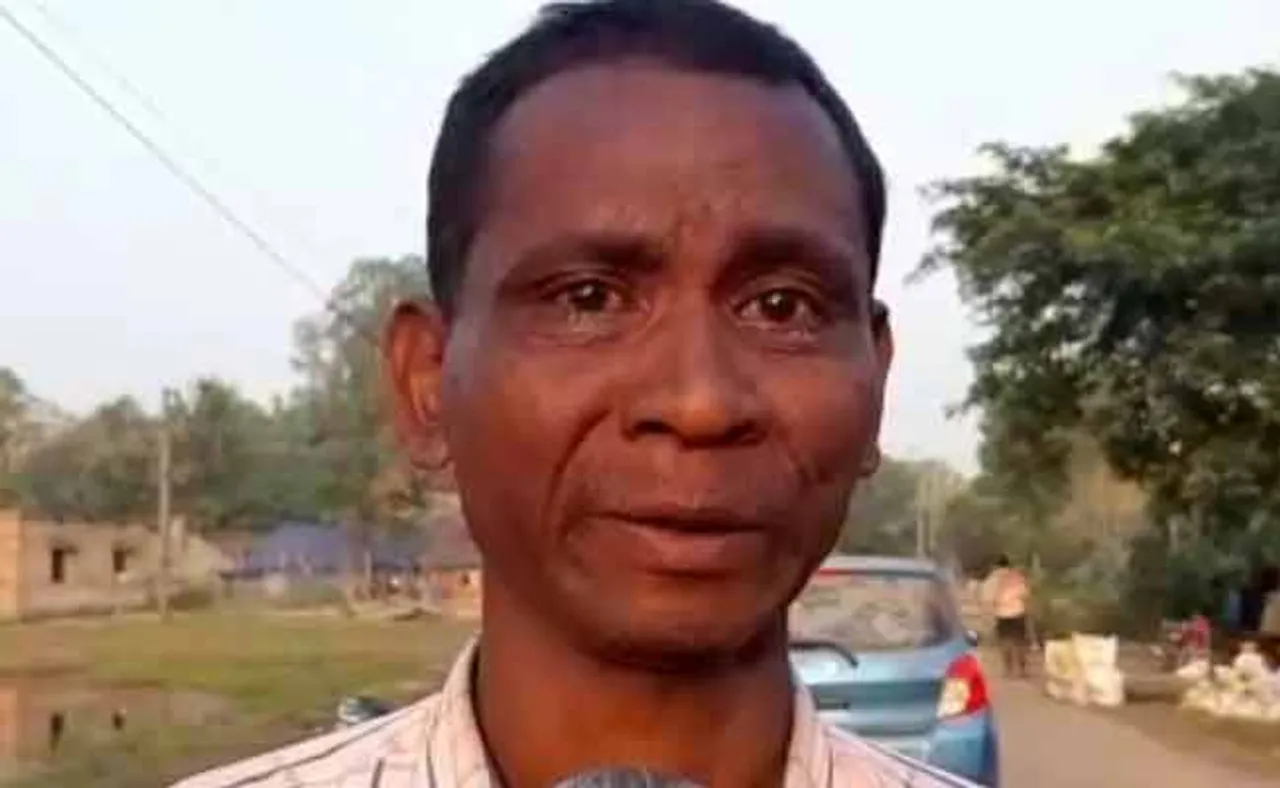 ଢିଙ୍କିଆ ସତ ବଖାଣିଲେ ହତଭାଗା ବାପା, କହିଲେ- ମୋ’ ୧୬ ବର୍ଷ ଝିଅର ହାତଗୋଡ଼ ଭାଙ୍ଗି ଦେଲା ପୁଲିସ୍‌