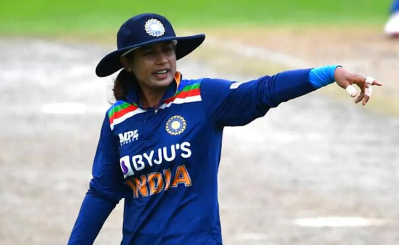 ଇତିହାସ ରଚିଲେ କ୍ୟାପ୍ଟେନ ମିତାଲି ରାଜ, ଶତକ ହାସଲ କଲେ ମନ୍ଧାନା