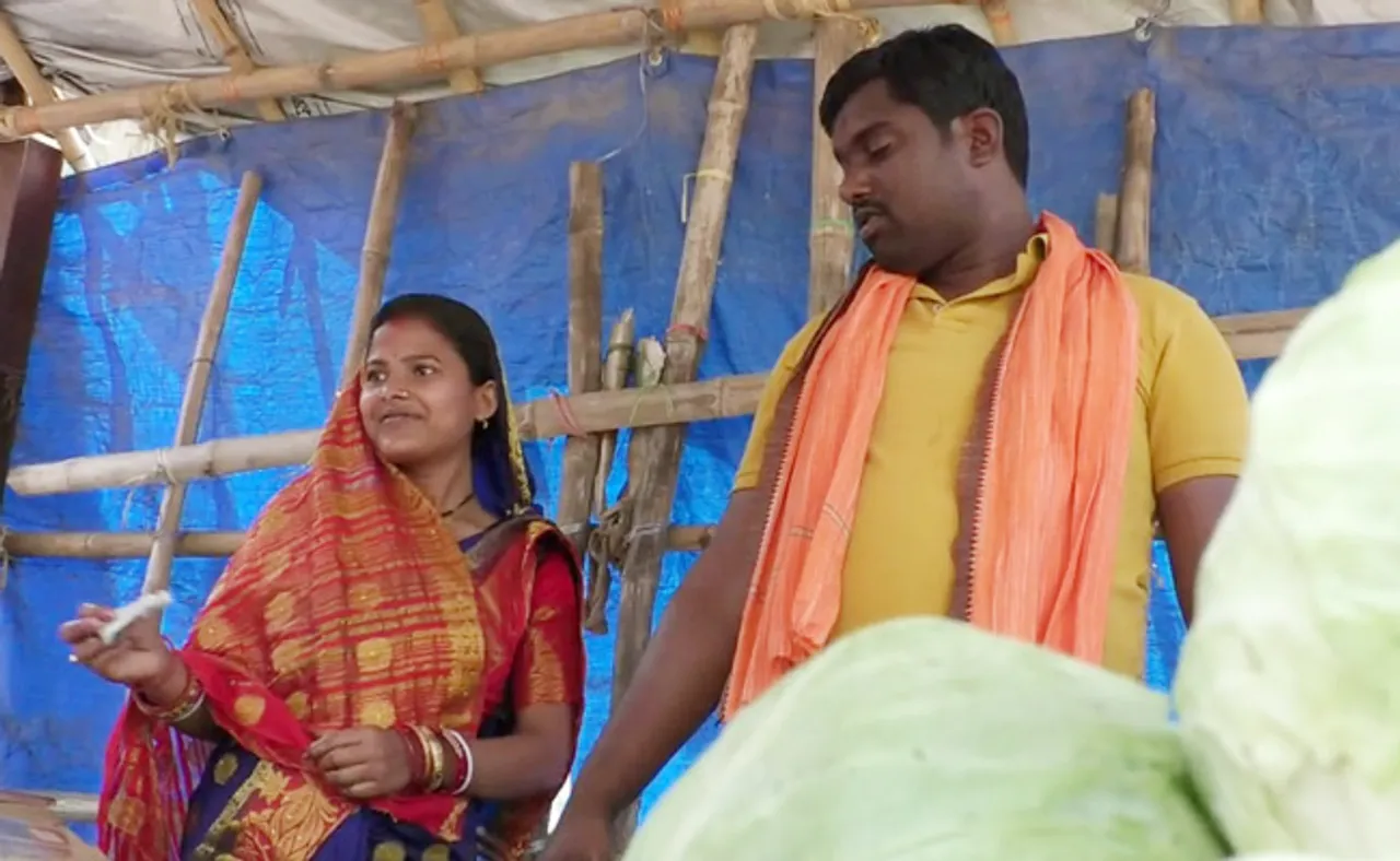 ଗାଁ ରାଜନୀତିର ଛକିଶୂନ ଖେଳରେ ବିଜୟୀ ହେଲେ ପରିବା ବ୍ୟବସାୟୀଙ୍କ ପତ୍ନୀ