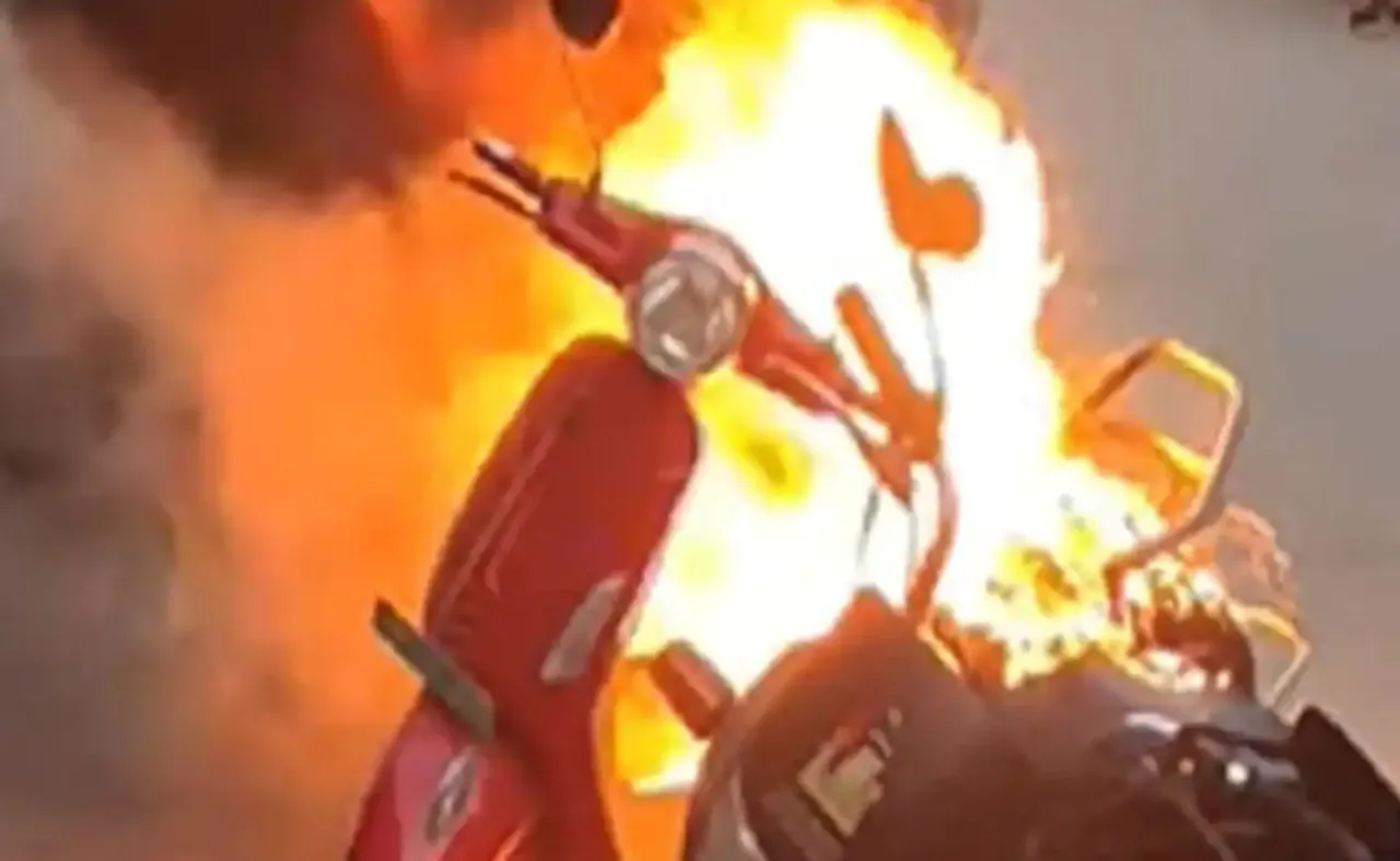 ପୁଣି ଇଲେକ୍ଟ୍ରିକ୍‌ ଗାଡ଼ିର ବ୍ୟାଟେରୀ ଫାଟି ଜଣେ ମୃତ, ୩ ଆହତ