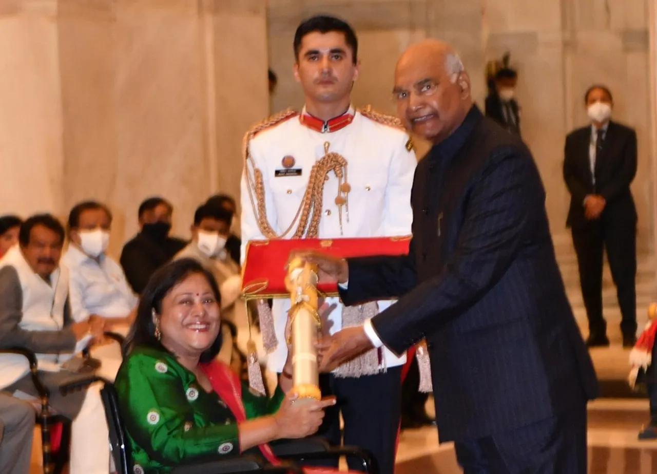 ଇଣ୍ଡିଗୋ କର୍ମଚାରୀଙ୍କ ହଇରାଣର ଶିକାର ହେଲେ ଓଡ଼ିଆ ଦିବ୍ୟାଙ୍ଗ ଝିଅ ଶ୍ରୁତି ମହାପାତ୍ର