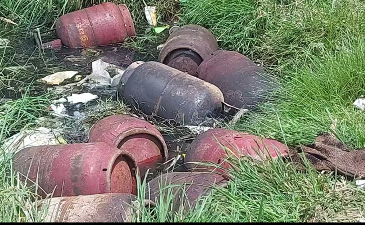 ଲିକ୍ ହେଲା ଗ୍ୟାସ ସିଲିଣ୍ଡର, ଜଳିଗଲେ ଡ୍ରାଇଭର