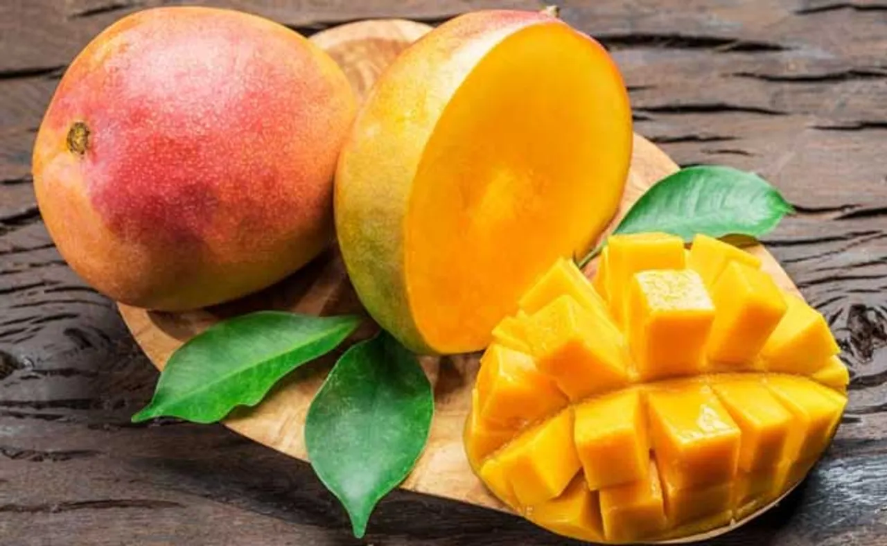 ଆମ୍ବ ଖାଉଥିଲେ ସାବଧାନ, ଭୋଗିପାରନ୍ତି ଅସୁବିଧା