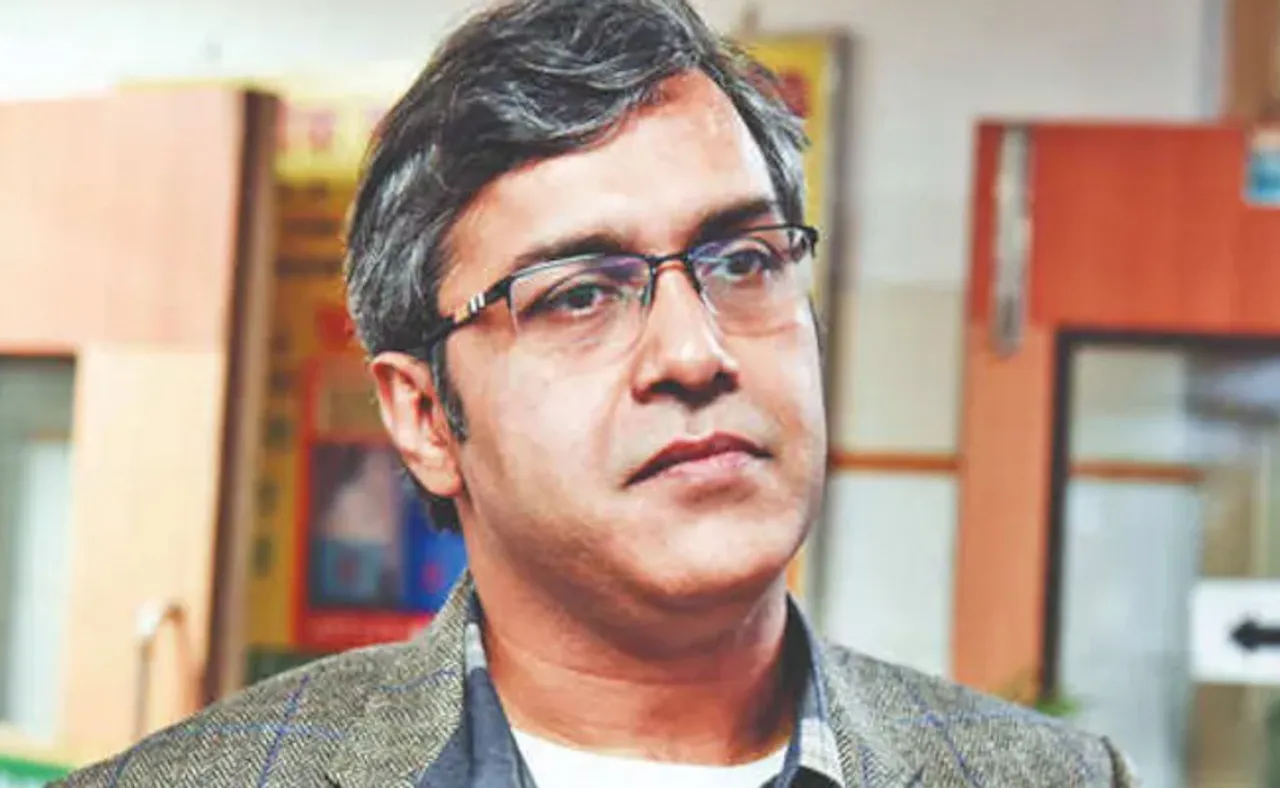 ଷ୍ଟାଡିୟମରେ କୁକୁର ବୁଲାଇବା ମହଙ୍ଗା ପଡ଼ିଲା, ଆଇଏଏସ ଦମ୍ପତିଙ୍କୁ ବଦଳି