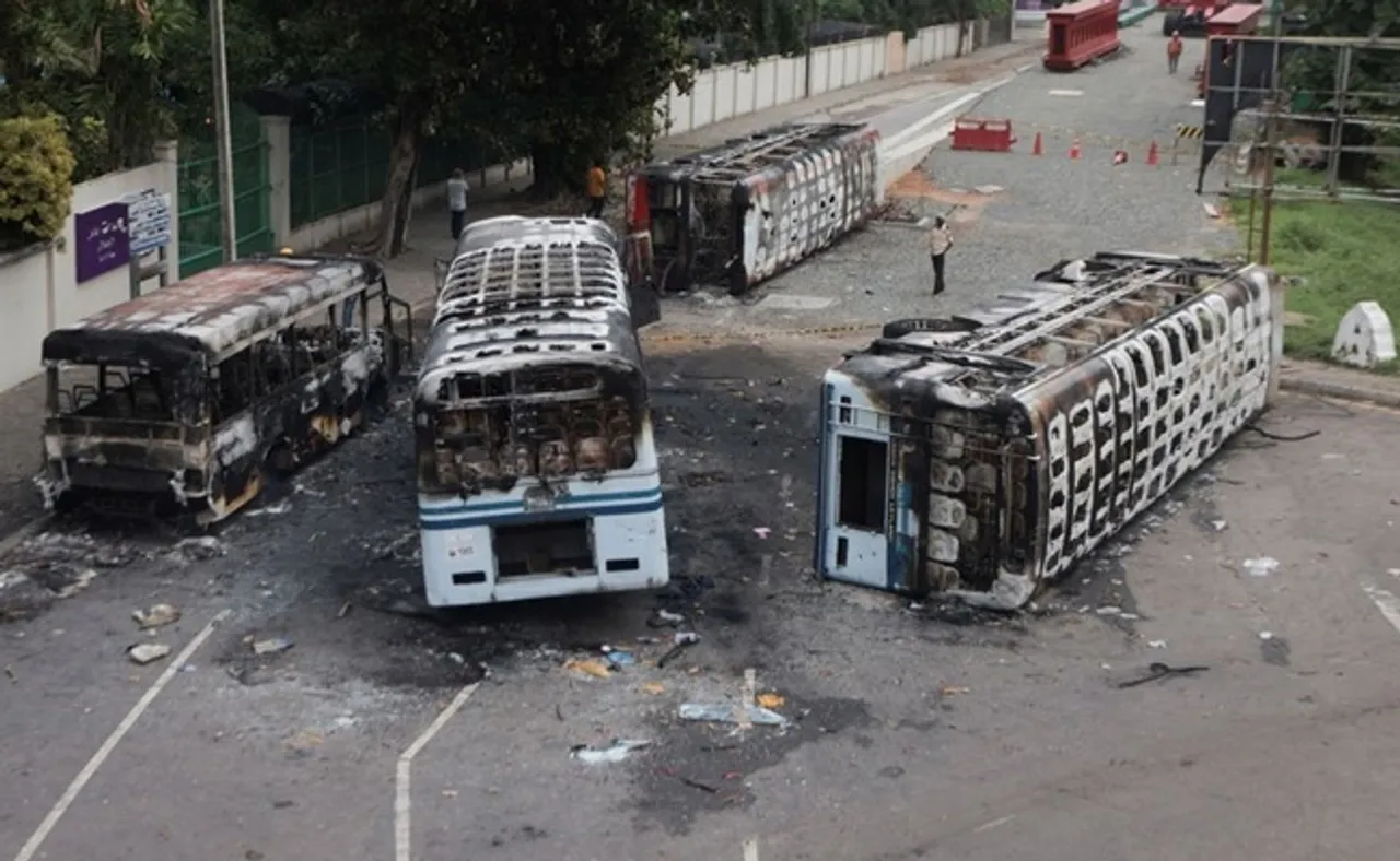 ପ୍ରଧାନମନ୍ତ୍ରୀଙ୍କ ଇସ୍ତଫା ପରେ ବି ଥମୁନି ହିଂସା: ବିକ୍ଷୋଭକାରୀଙ୍କୁ ଗୁଳି ମାରିବାକୁ ନିର୍ଦ୍ଦେଶ