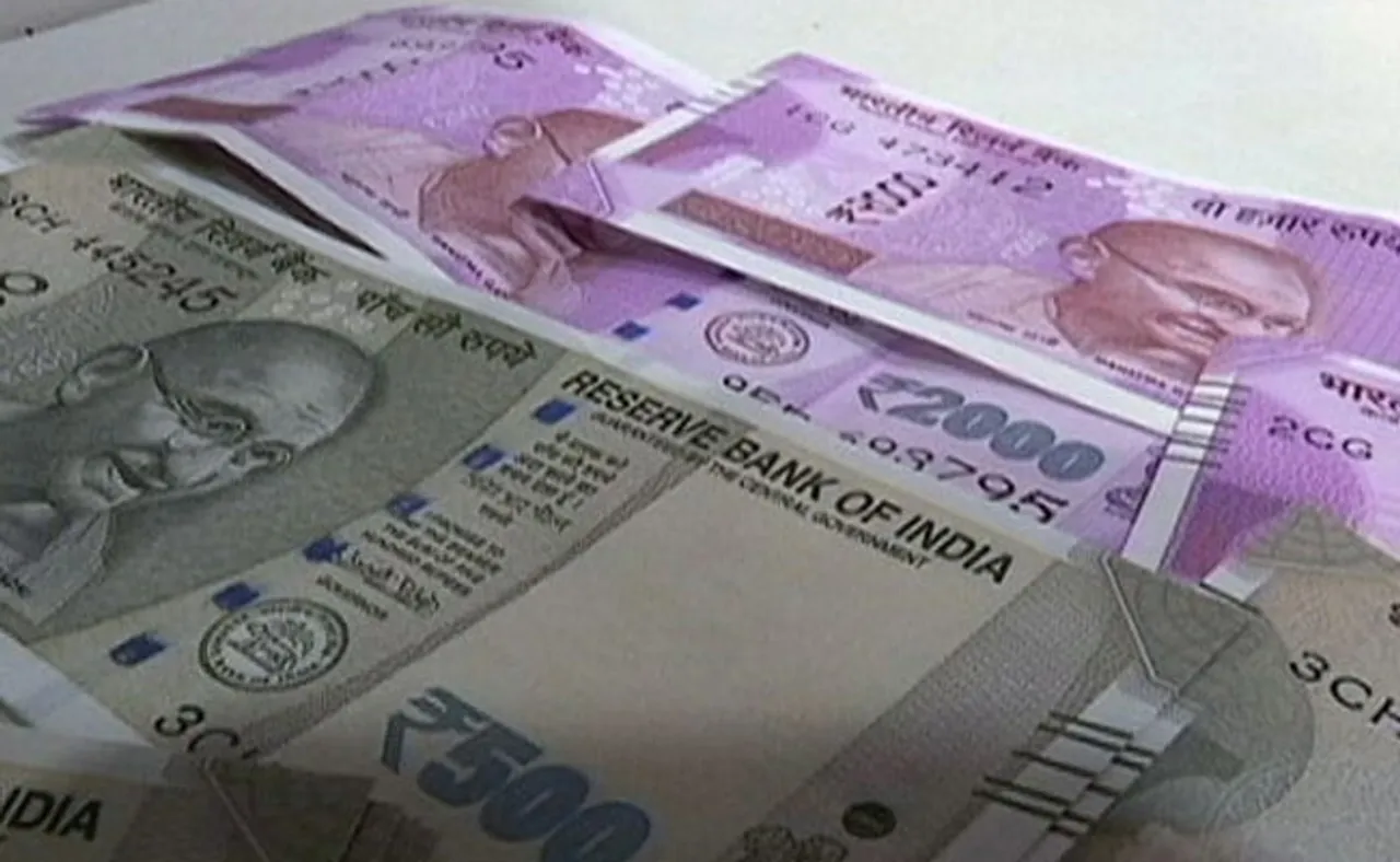 ଡଲାର ତୁଳନାରେ ରେକର୍ଡ ତଳକୁ ଖସିଲା ଟଙ୍କାର ମୂଲ୍ୟ