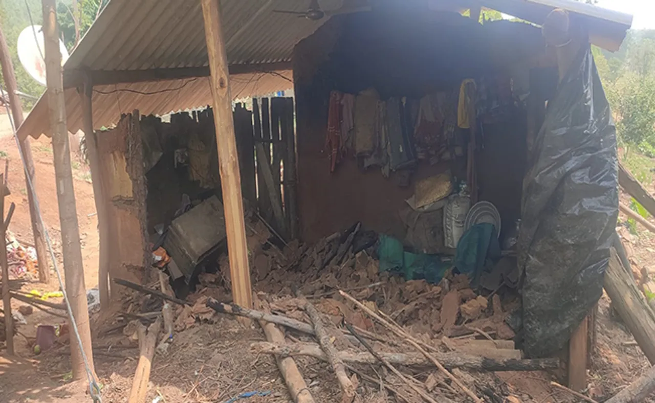 ଭାତ ଖାଉଥିବା ବେଳେ ଭୁଶୁଡ଼ିଲା ମାଟି କାନ୍ଥ, ଜଣେ ଶିଶୁ ମୃତ ଓ ୨ ଗୁରୁତର