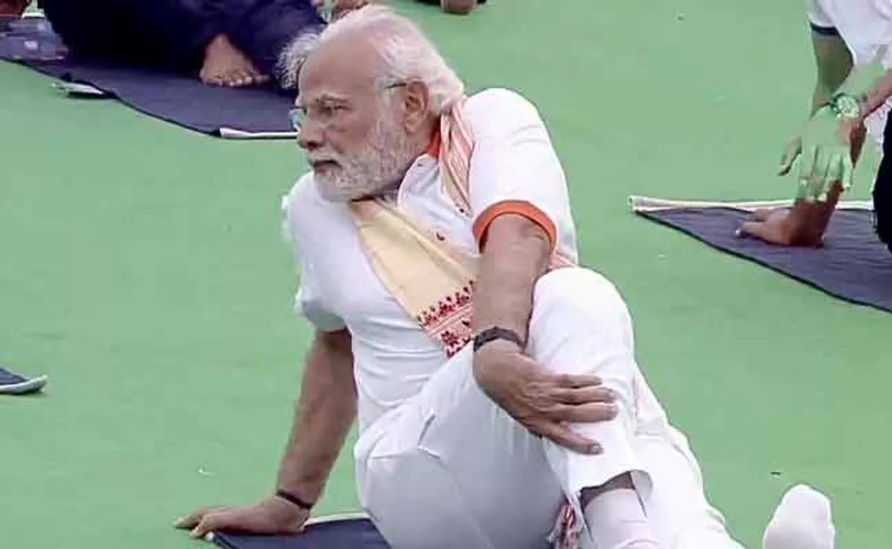 ୧୫ ହଜାର ଲୋକଙ୍କ ସହ ଯୋଗ କଲେ ପ୍ରଧାନମନ୍ତ୍ରୀ ମୋଦି, କହିଲେ-ଯୋଗ ଜୀବନର ଅଂଶ ନୁହେଁ, ଏହା ଜୀବନଶୈଳୀ