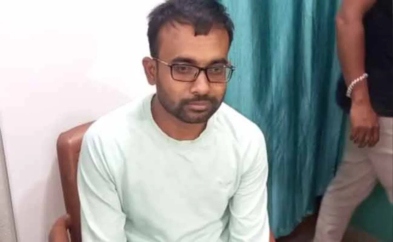 ୧୦ ଲକ୍ଷର ବିଲ୍‌ ପାସ୍‌ କରିବାକୁ ନେଉଥିଲେ ଲକ୍ଷେ, ମାଡ଼ି ବସିଲା ଭିଜିଲାନ୍ସ