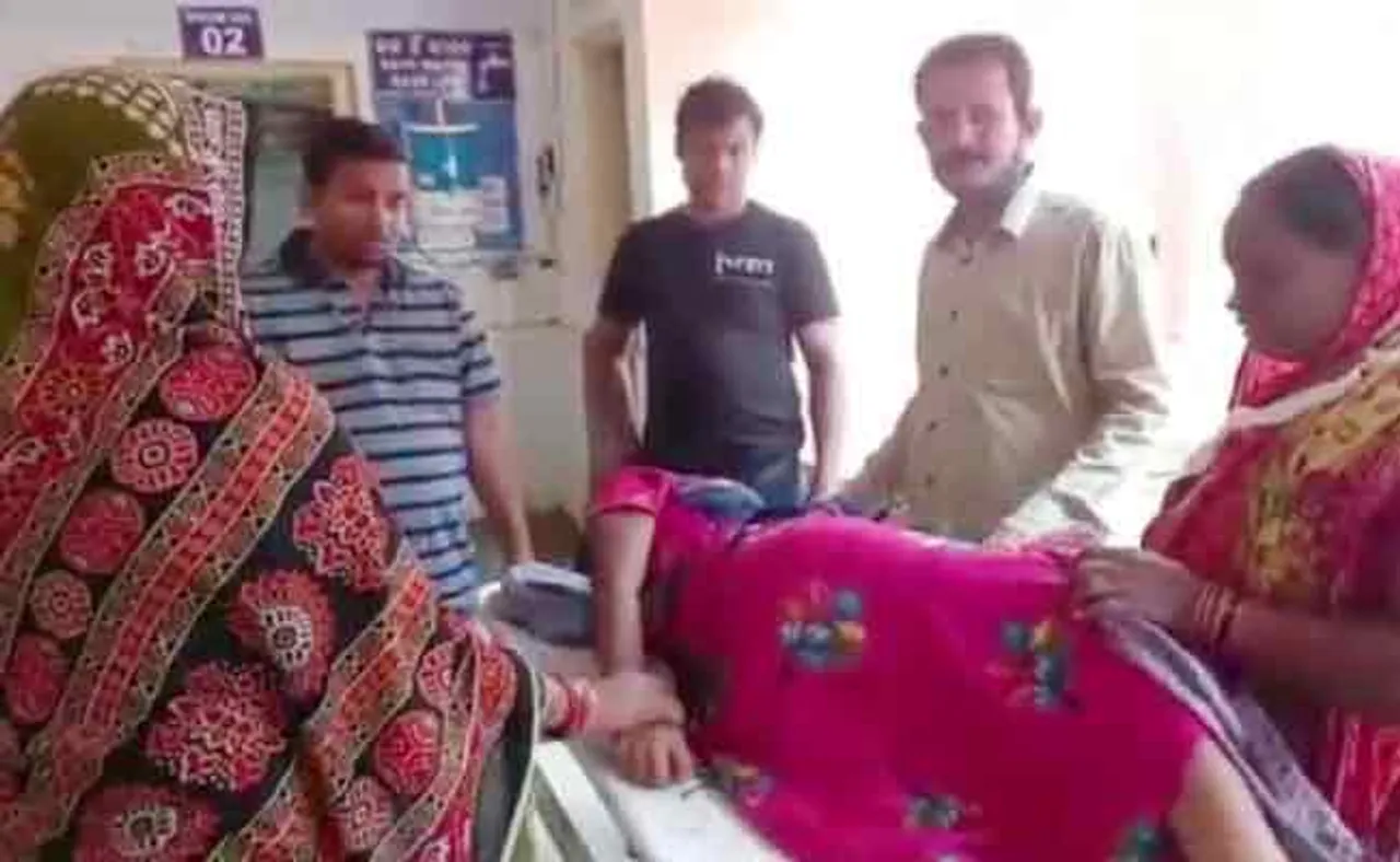 ଘରେ ପଶି ଛାତ୍ରୀଙ୍କ ବେକ କାଟିଲା ମୁଖା ପିନ୍ଧା ଯୁବକ